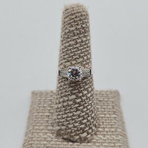 Size 7 Sterling Silver Nice Quality Cubic Zirconia Band Ring A4286